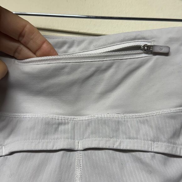 LULULEMON Speed Up Lined Short, White, Sz 6, 4" - Picture 7 of 9